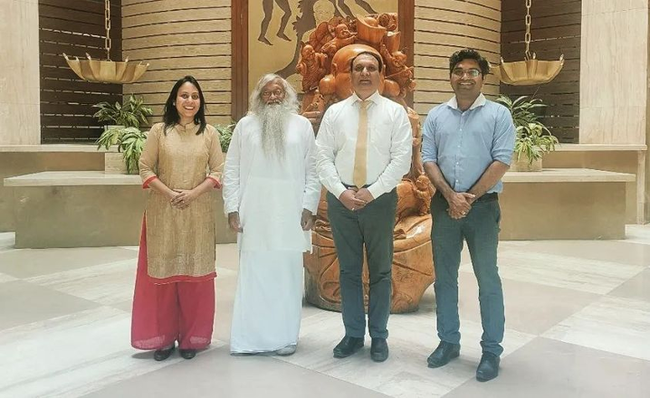 Wonderful meeting with Dr. Girish Mommaya, Director of Maharishi European Research University – October 29, 2022.